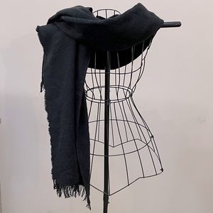 Merona black with pattern scarf